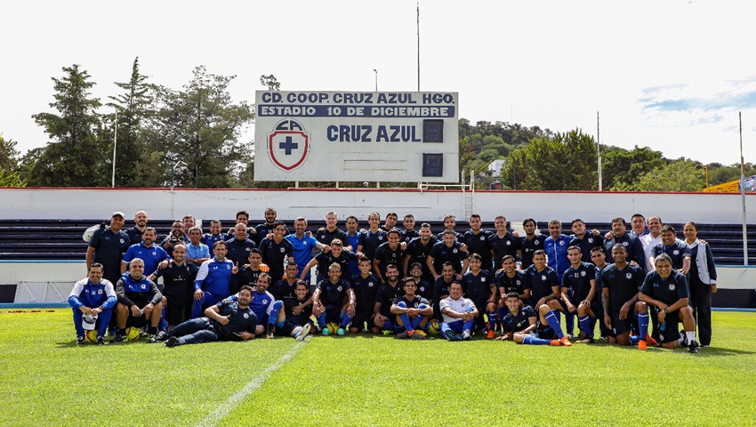 Cruz Azul abrió entrenamientos para afición de Hidalgo